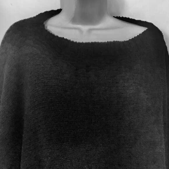 Knitted Short Poncho Christopher & Banks Black OSFA - Picture 2 of 7